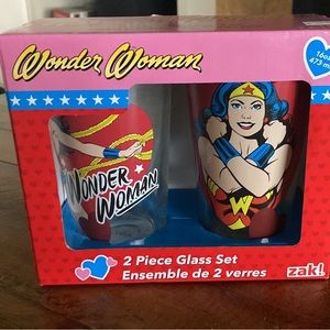 Wonder Woman 16 oz glasses